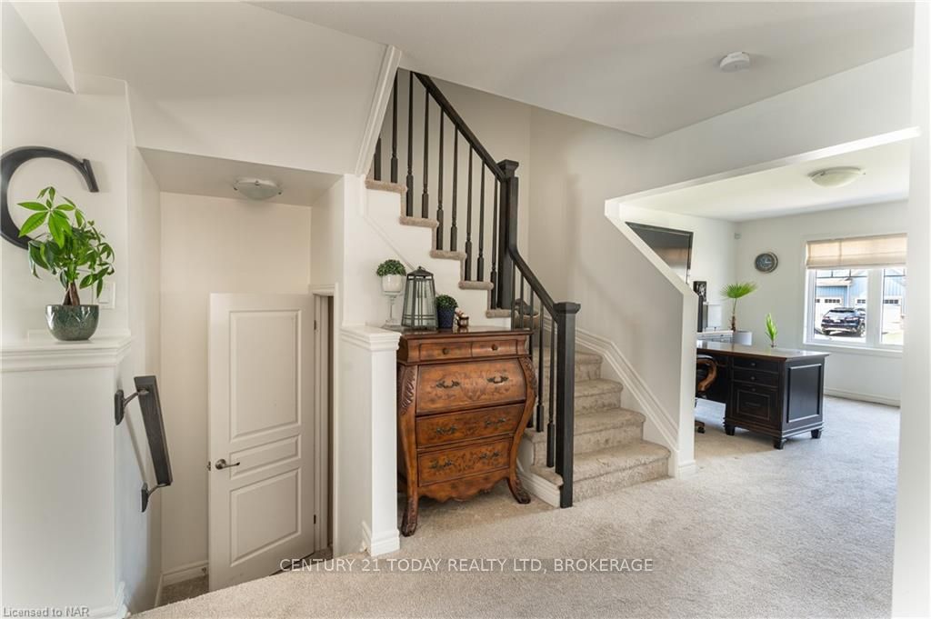 Photo 30 of 131 Lametti Drive, Pelham, Fonthill — HOMEH