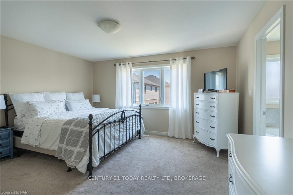 Photo 34 of 131 Lametti Drive, Pelham, Fonthill — HOMEH