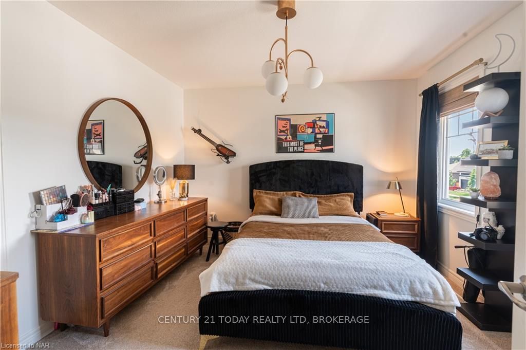 Photo 39 of 131 Lametti Drive, Pelham, Fonthill — HOMEH