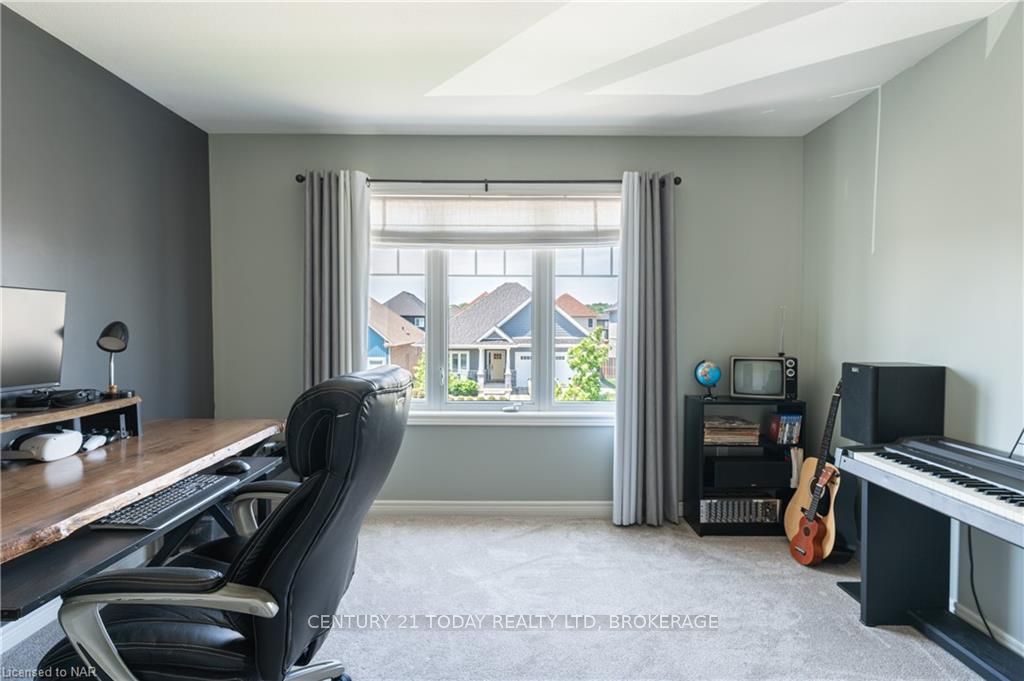 Photo 40 of 131 Lametti Drive, Pelham, Fonthill — HOMEH