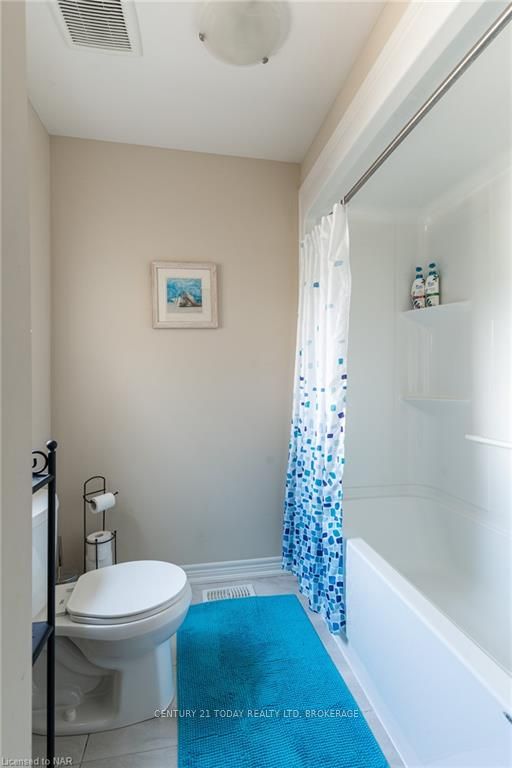 Photo 44 of 131 Lametti Drive, Pelham, Fonthill — HOMEH