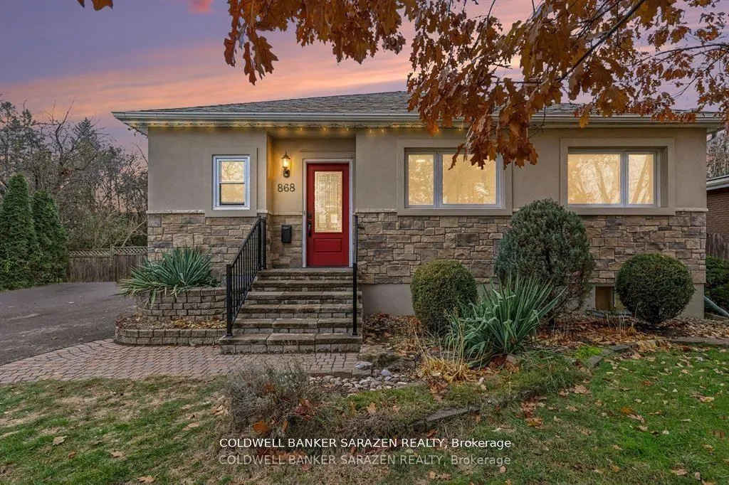Photo 2 of 868 Duberry Street, Ottawa, McKellar Heights/Glabar Park — HOMEH