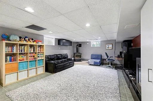 Photo 16 of 868 Duberry Street, Ottawa, McKellar Heights/Glabar Park — HOMEH