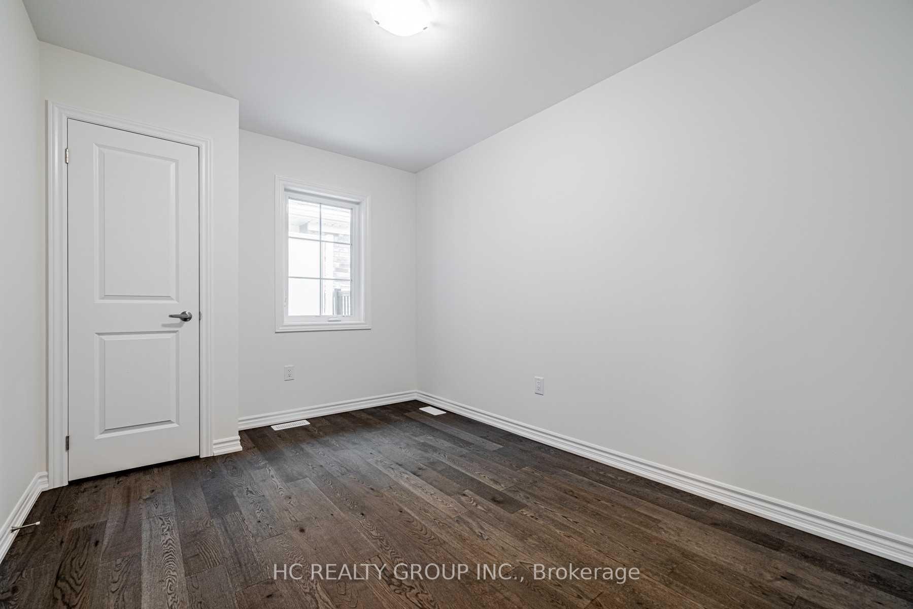Photo 4 of 78 Thomas Frisby Jr Crescent, Markham, Victoria Square — HOMEH