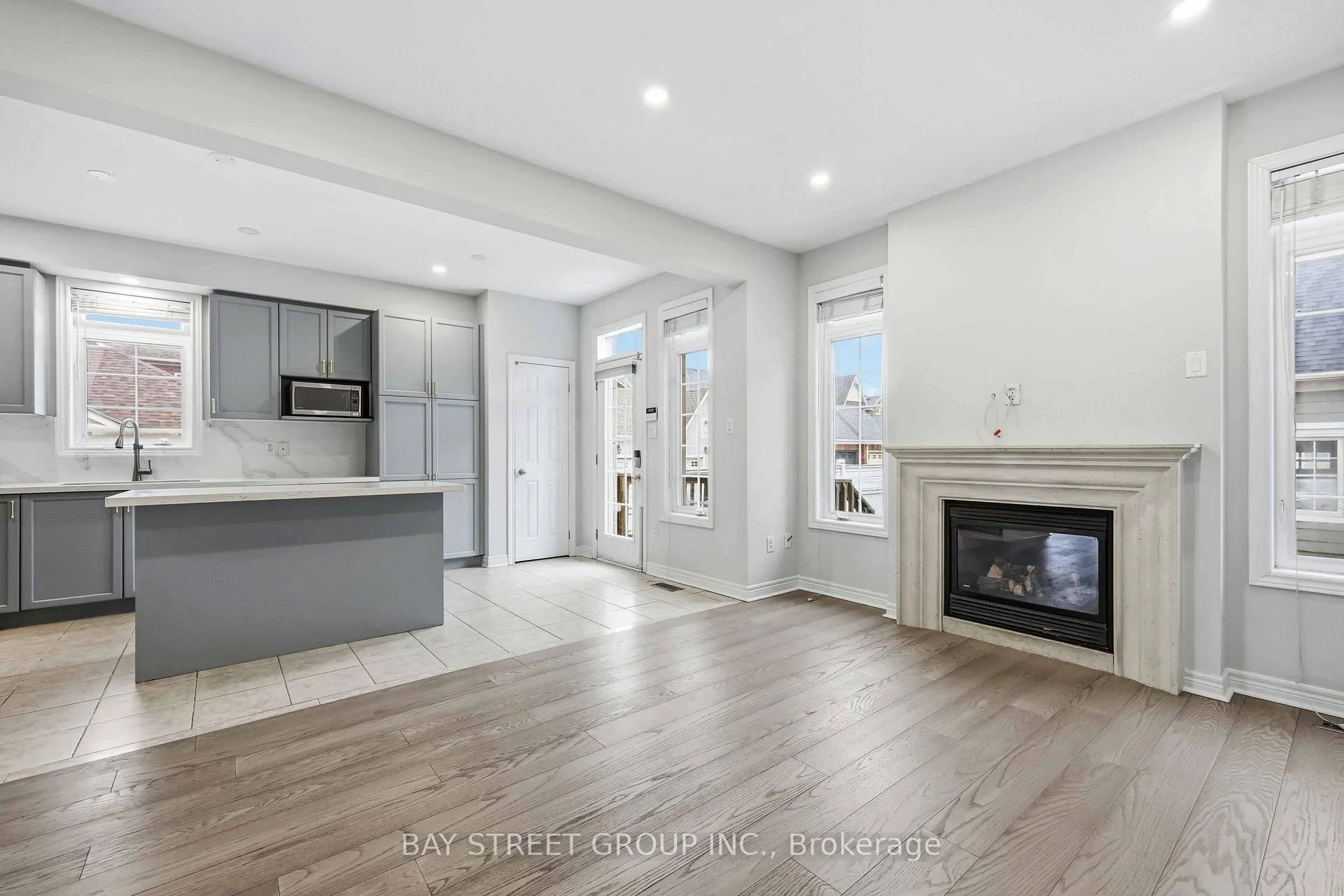 Photo 28 of 5 Tottenham Court, Markham, Cornell — HOMEH