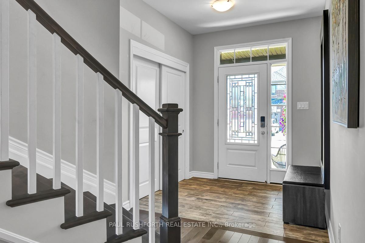 Photo 2 of 213 Enclave Walk, Ottawa, Mer Bleue/Bradley Estates/Anderson Park — HOMEH