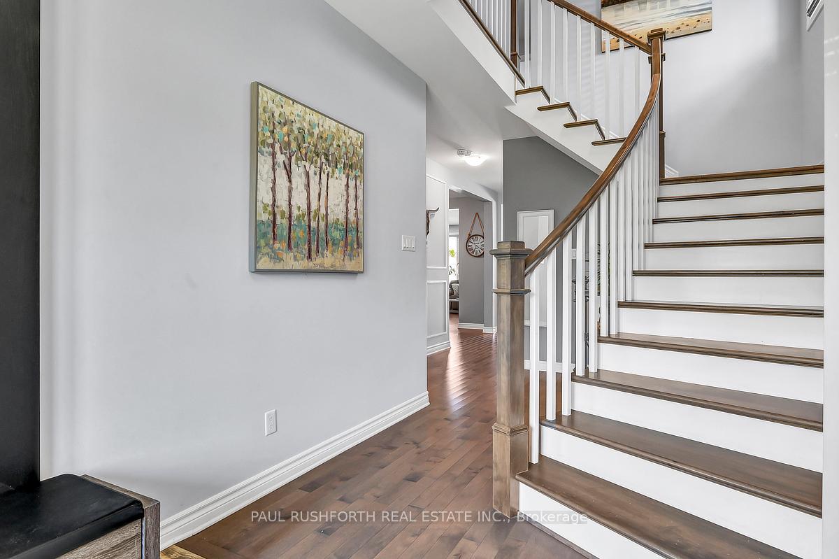 Photo 3 of 213 Enclave Walk, Ottawa, Mer Bleue/Bradley Estates/Anderson Park — HOMEH