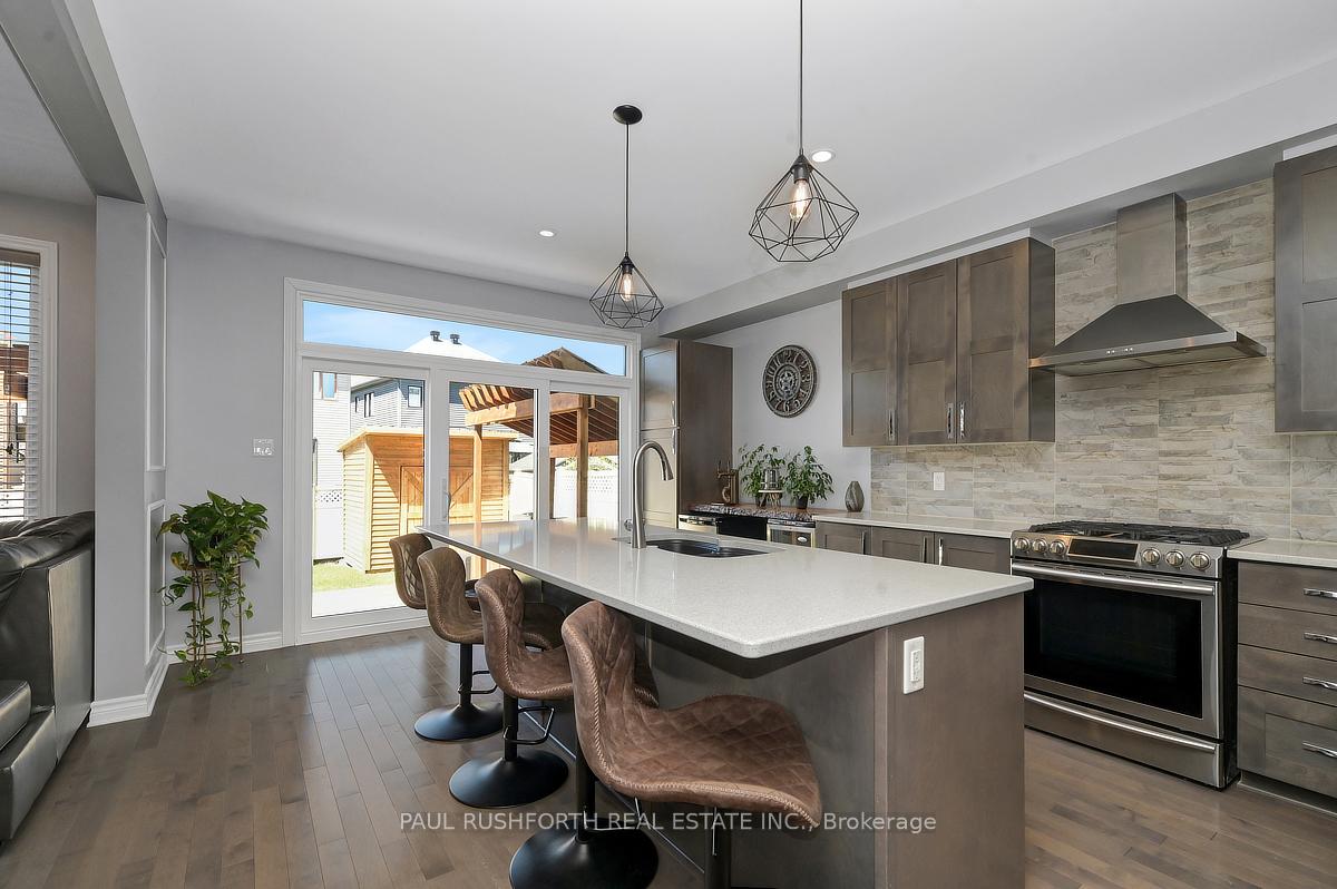 Photo 11 of 213 Enclave Walk, Ottawa, Mer Bleue/Bradley Estates/Anderson Park — HOMEH
