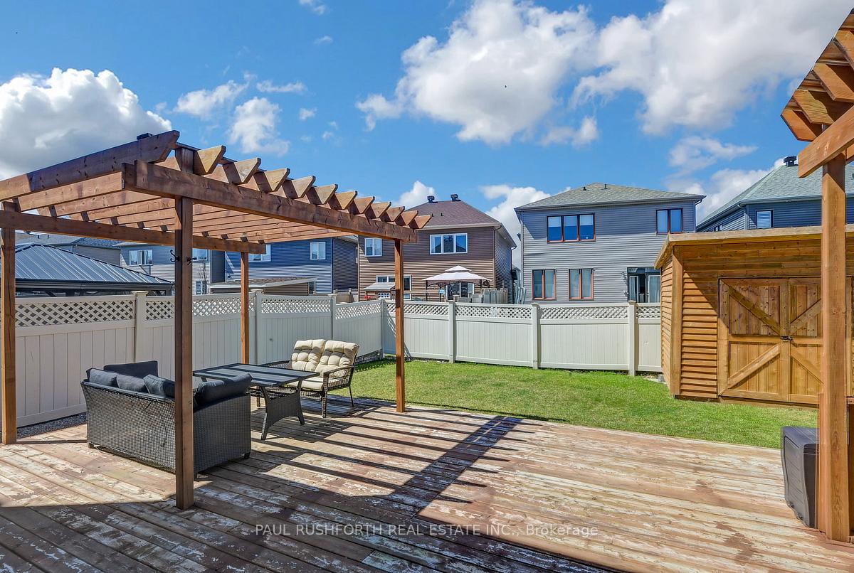 Photo 30 of 213 Enclave Walk, Ottawa, Mer Bleue/Bradley Estates/Anderson Park — HOMEH