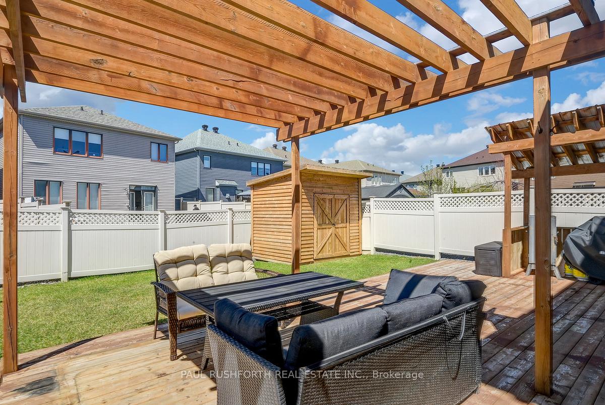 Photo 31 of 213 Enclave Walk, Ottawa, Mer Bleue/Bradley Estates/Anderson Park — HOMEH
