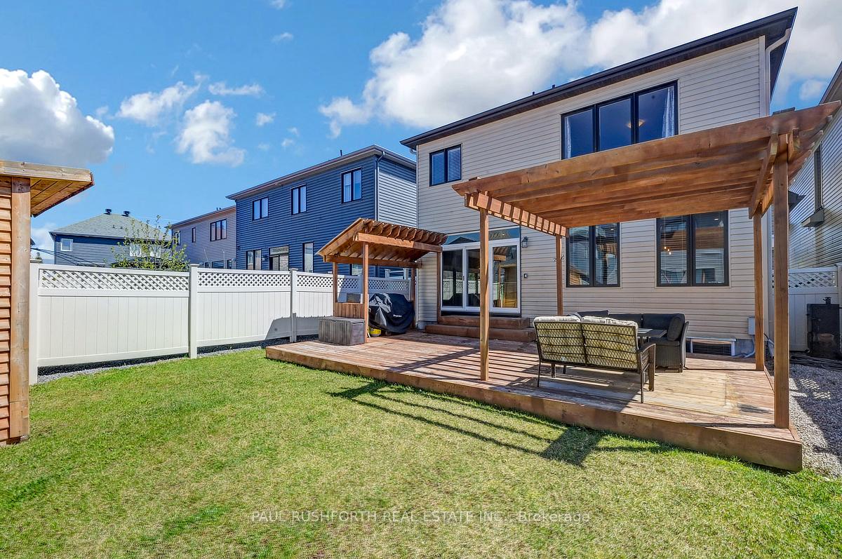 Photo 32 of 213 Enclave Walk, Ottawa, Mer Bleue/Bradley Estates/Anderson Park — HOMEH