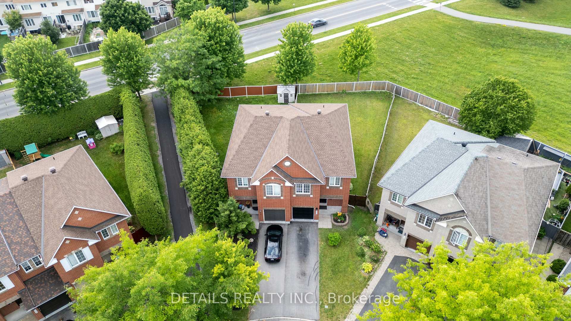 Photo 3 of 732 Carmella Crescent, Ottawa, Avalon East — HOMEH