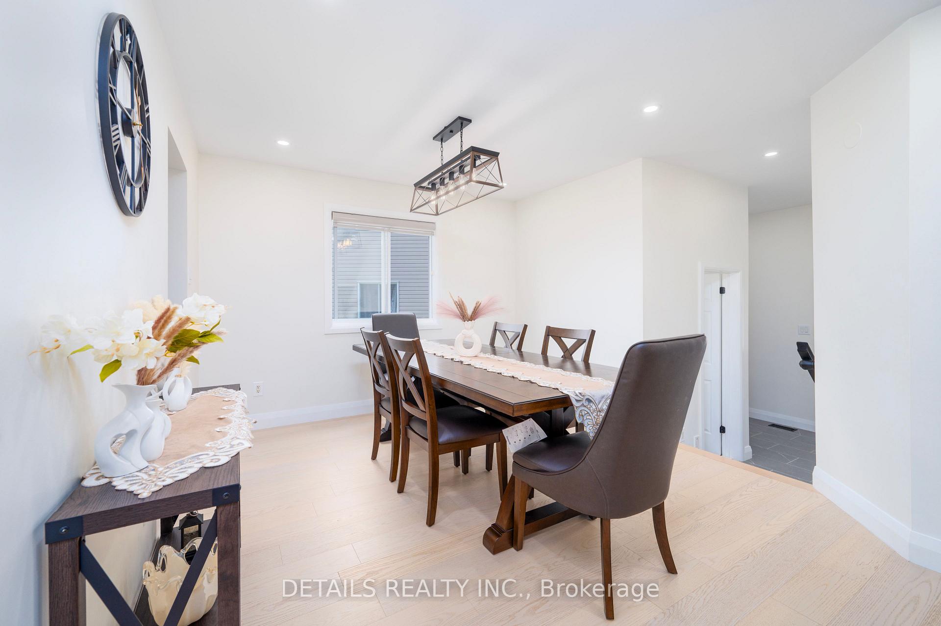 Photo 8 of 732 Carmella Crescent, Ottawa, Avalon East — HOMEH
