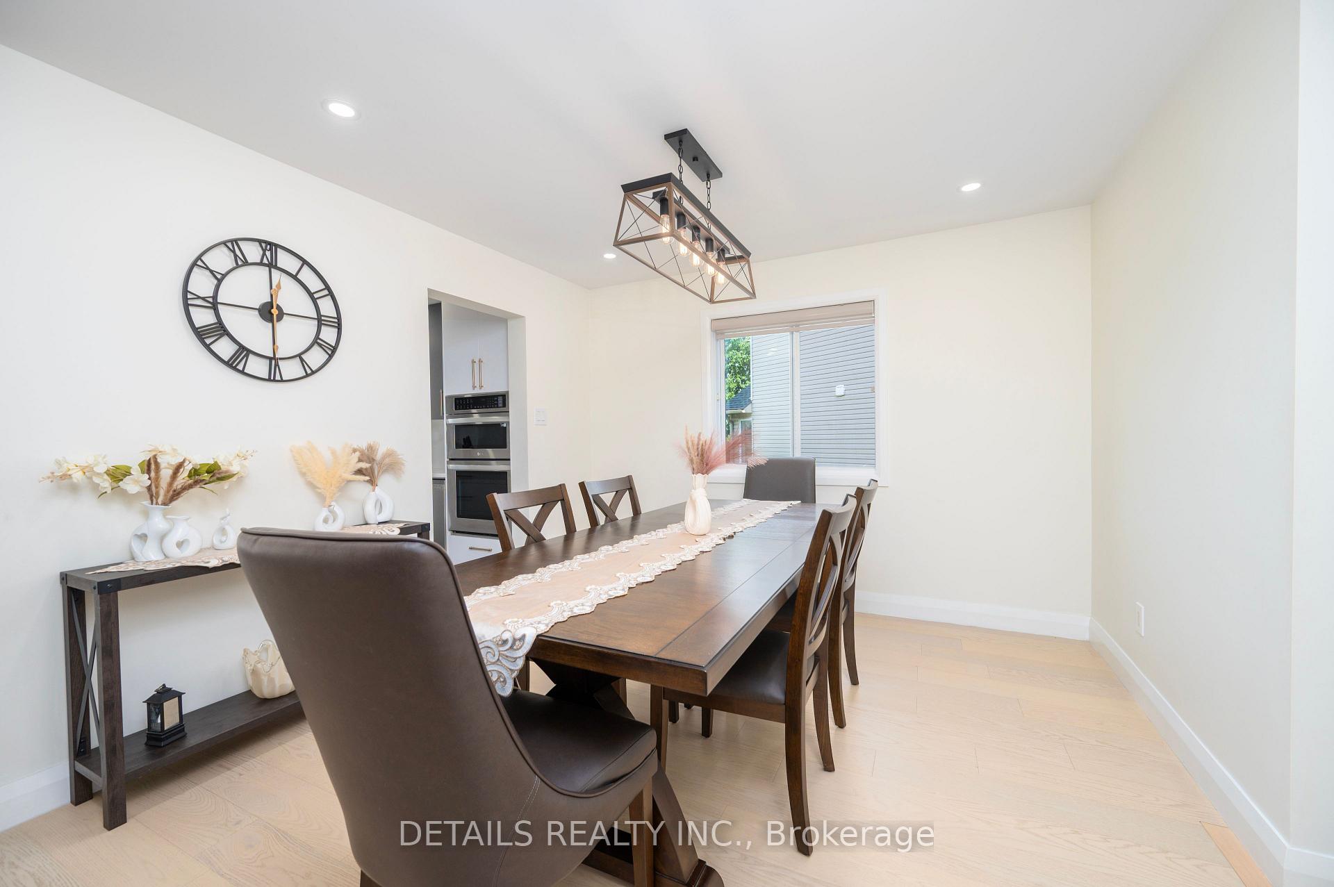Photo 10 of 732 Carmella Crescent, Ottawa, Avalon East — HOMEH