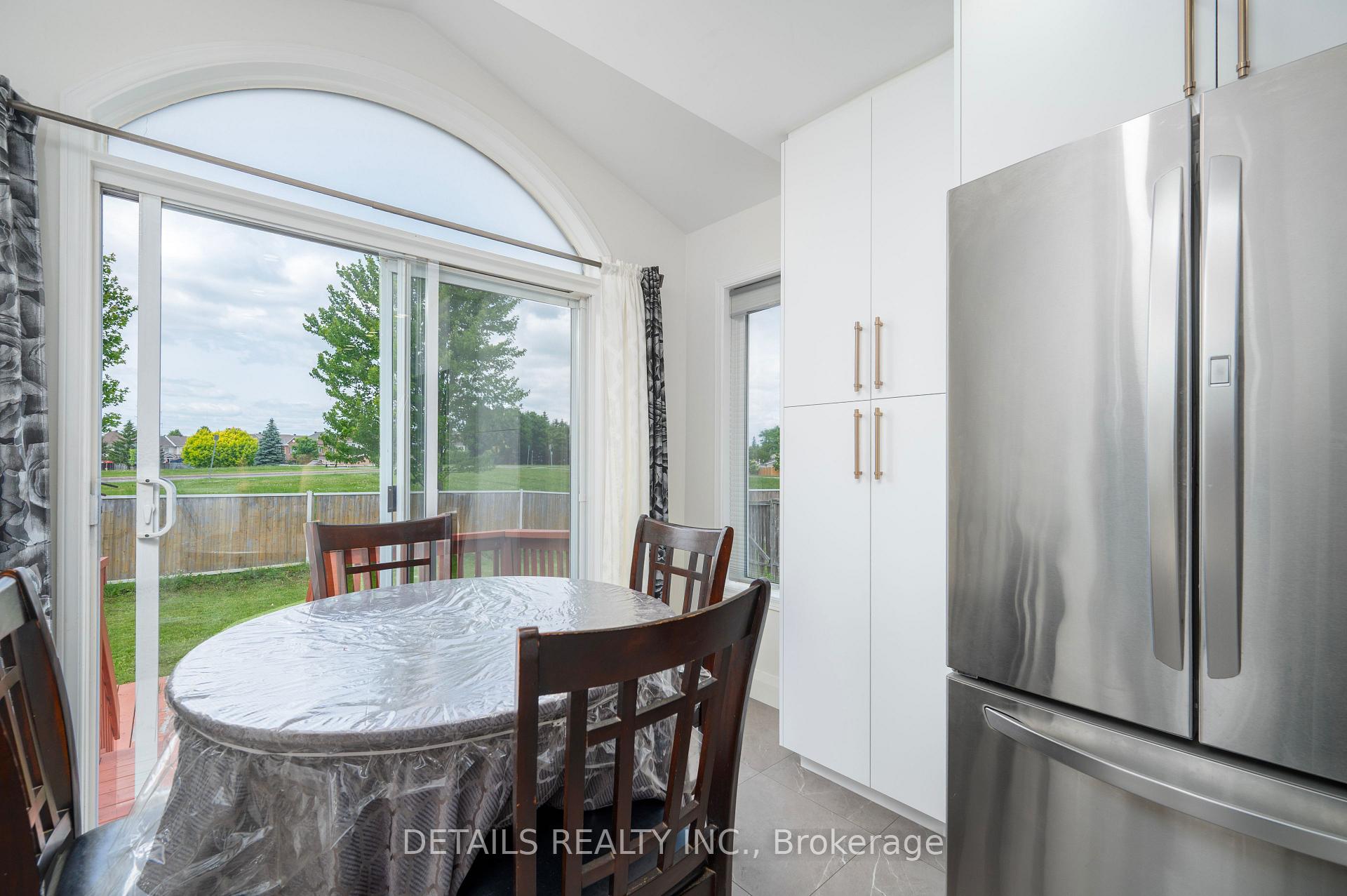 Photo 13 of 732 Carmella Crescent, Ottawa, Avalon East — HOMEH