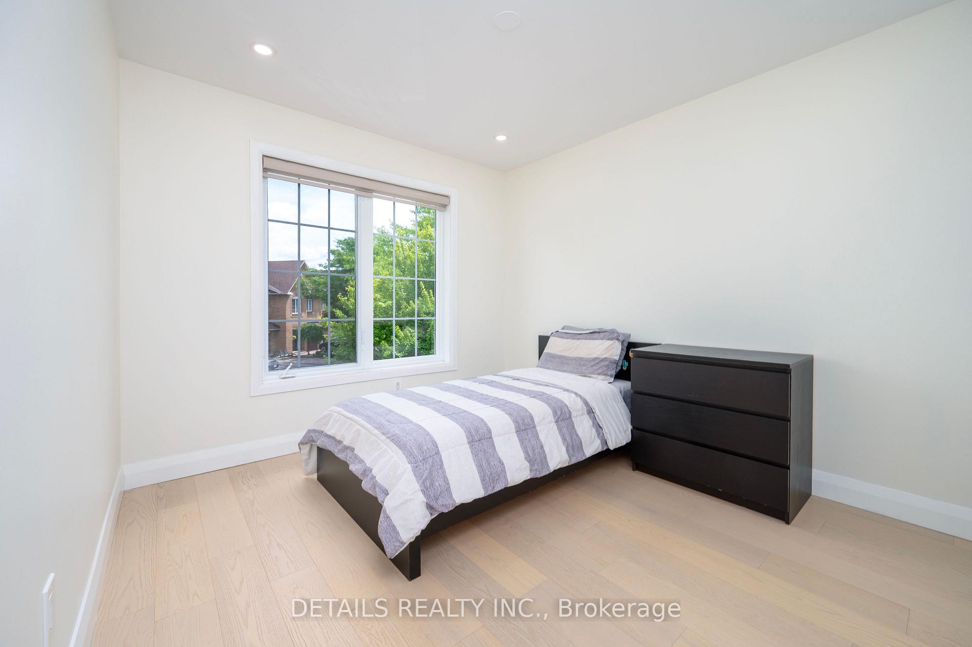 Photo 24 of 732 Carmella Crescent, Ottawa, Avalon East — HOMEH