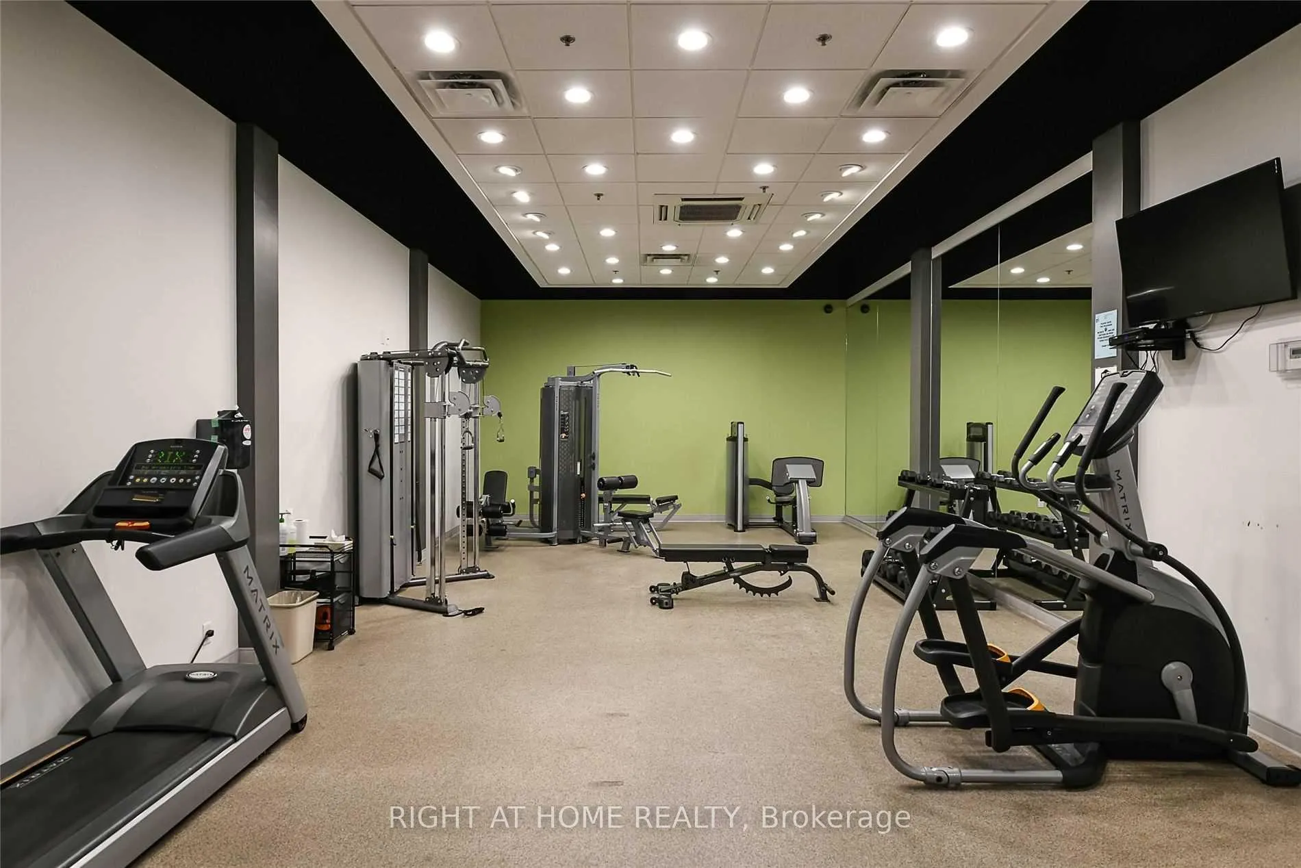 Photo 5 of Unit 504, 1055 Bay Street, Toronto, Bay Street Corridor — HOMEH