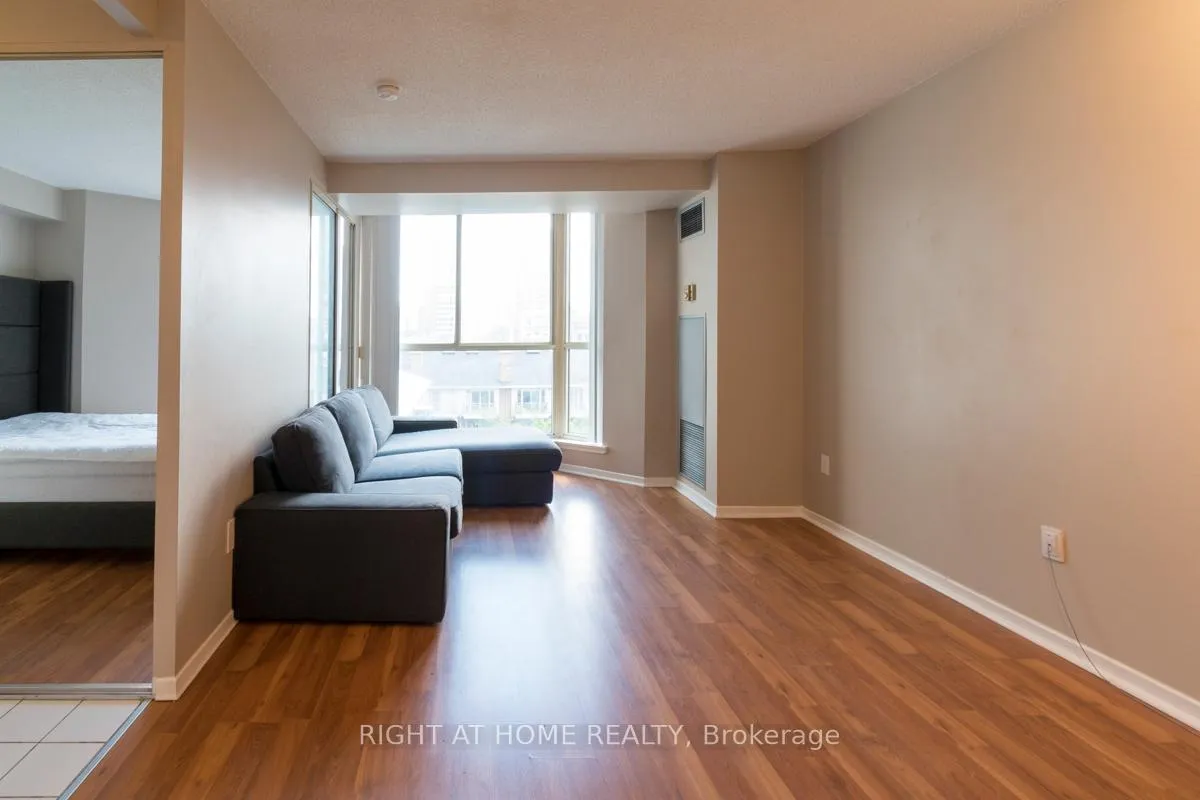 Photo 15 of Unit 504, 1055 Bay Street, Toronto, Bay Street Corridor — HOMEH