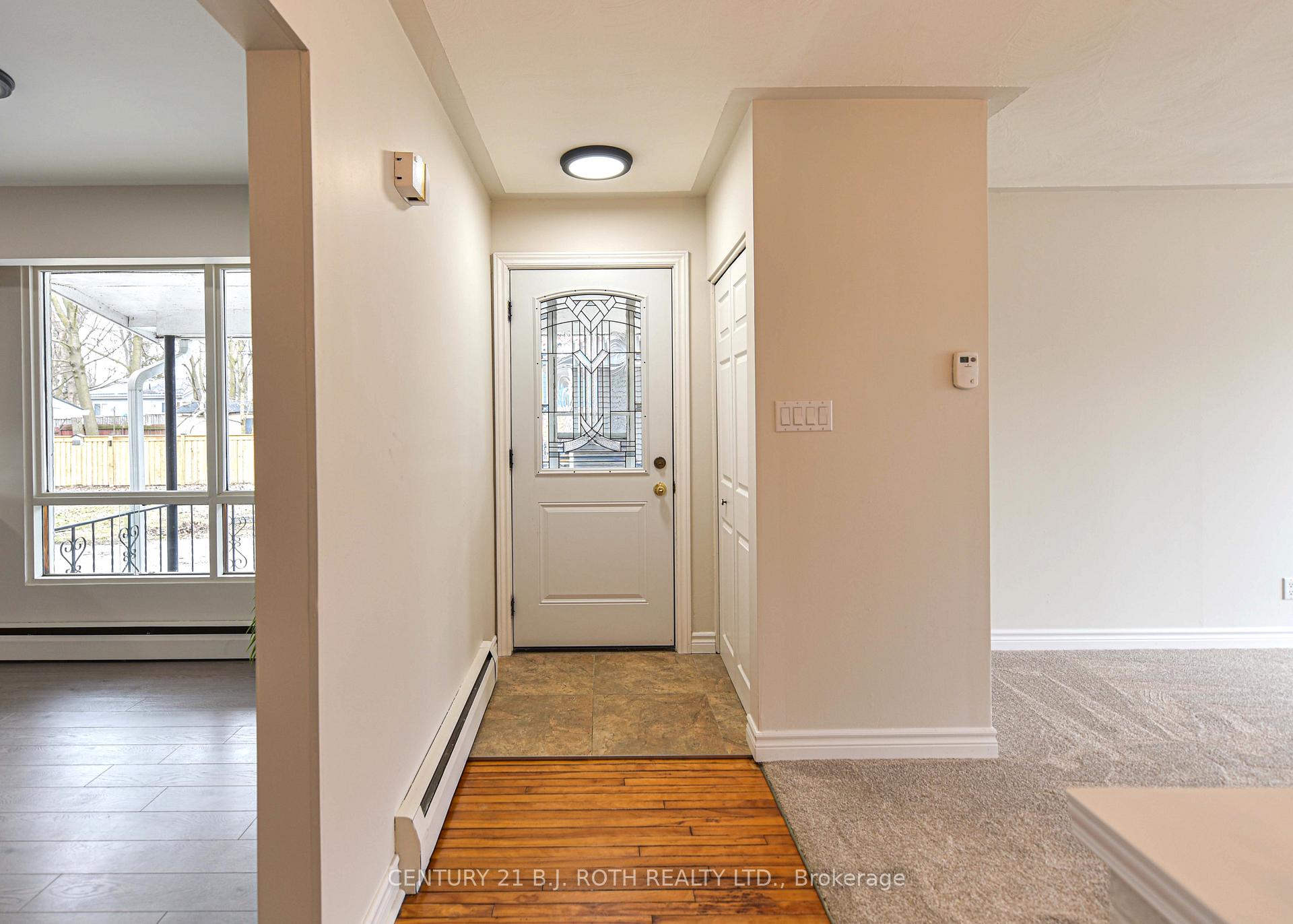 Photo 8 of 95 Simcoe Street, Orillia — HOMEH