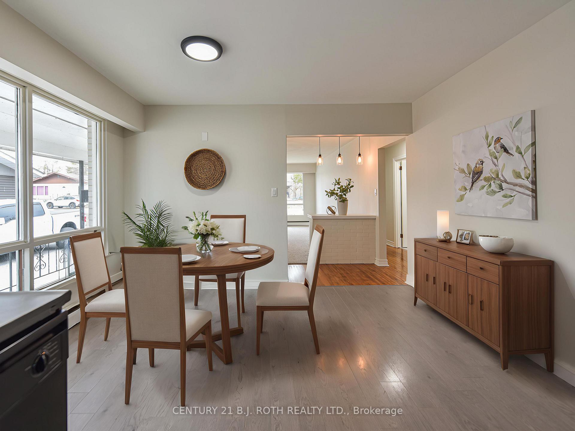 Photo 12 of 95 Simcoe Street, Orillia — HOMEH
