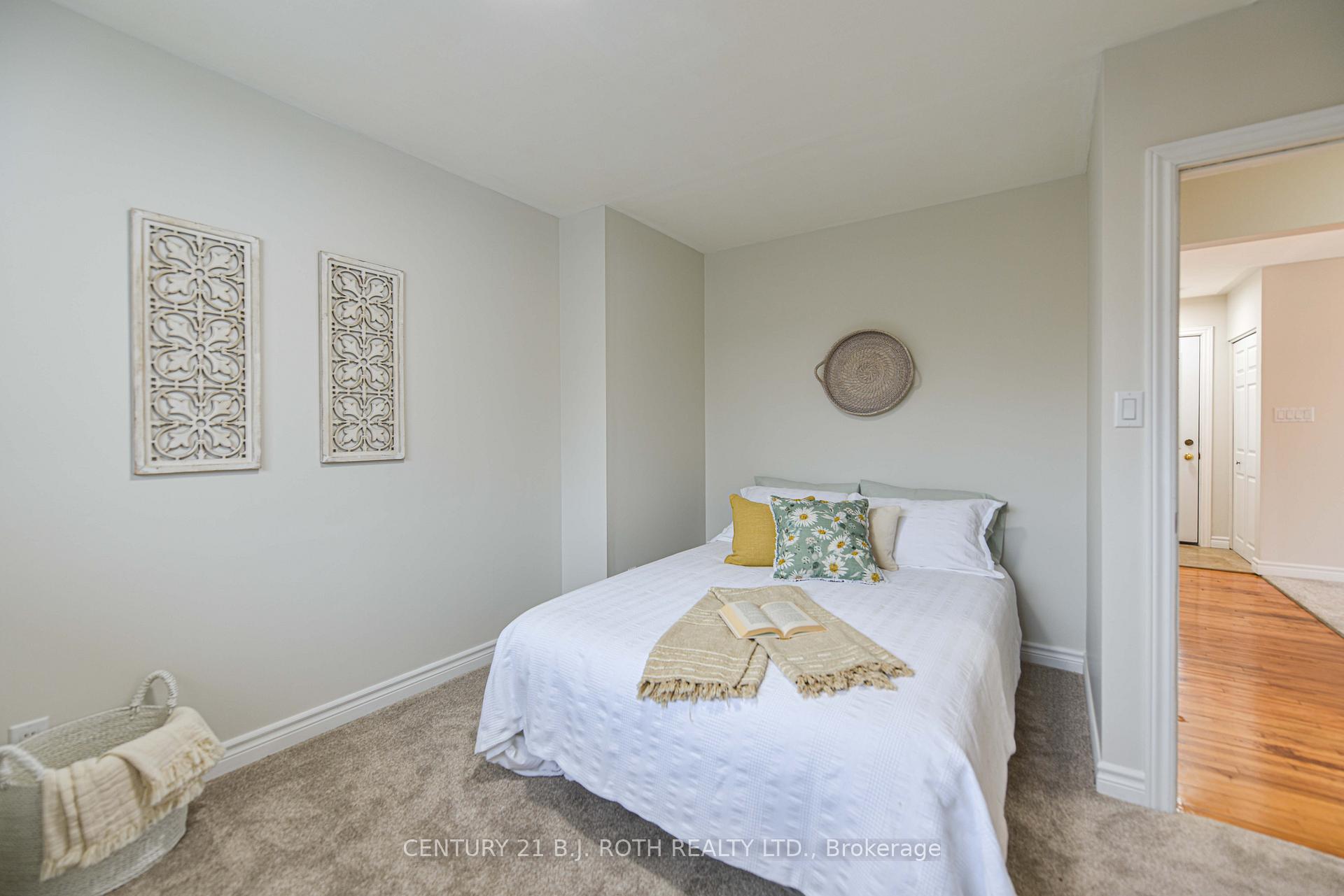 Photo 19 of 95 Simcoe Street, Orillia — HOMEH