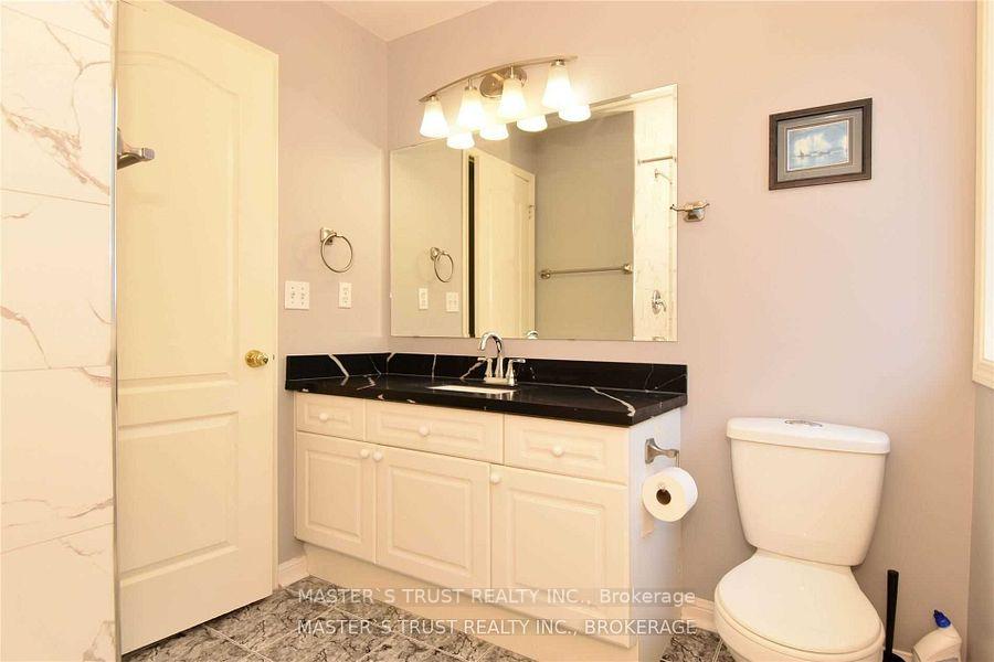 Photo 18 of 92 Majestic Drive, Markham, Berczy — HOMEH