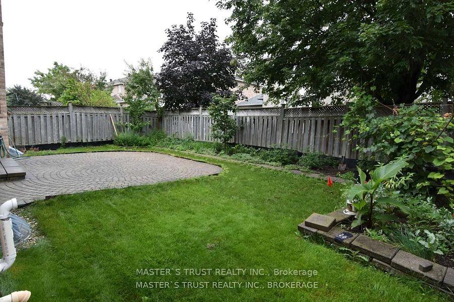 Photo 22 of 92 Majestic Drive, Markham, Berczy — HOMEH