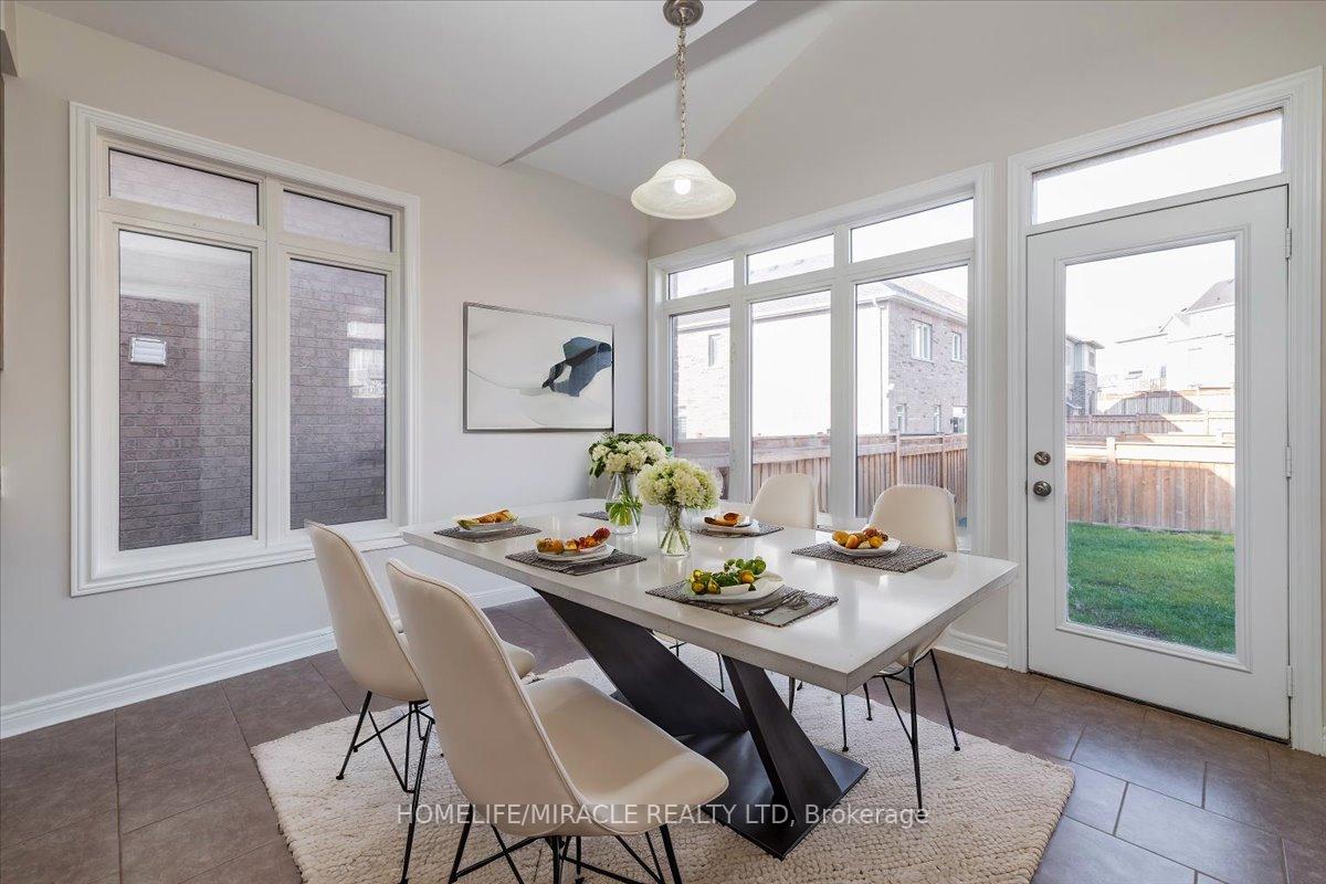 Photo 7 of 45 Atkinson Crescent, New Tecumseth, Alliston — HOMEH