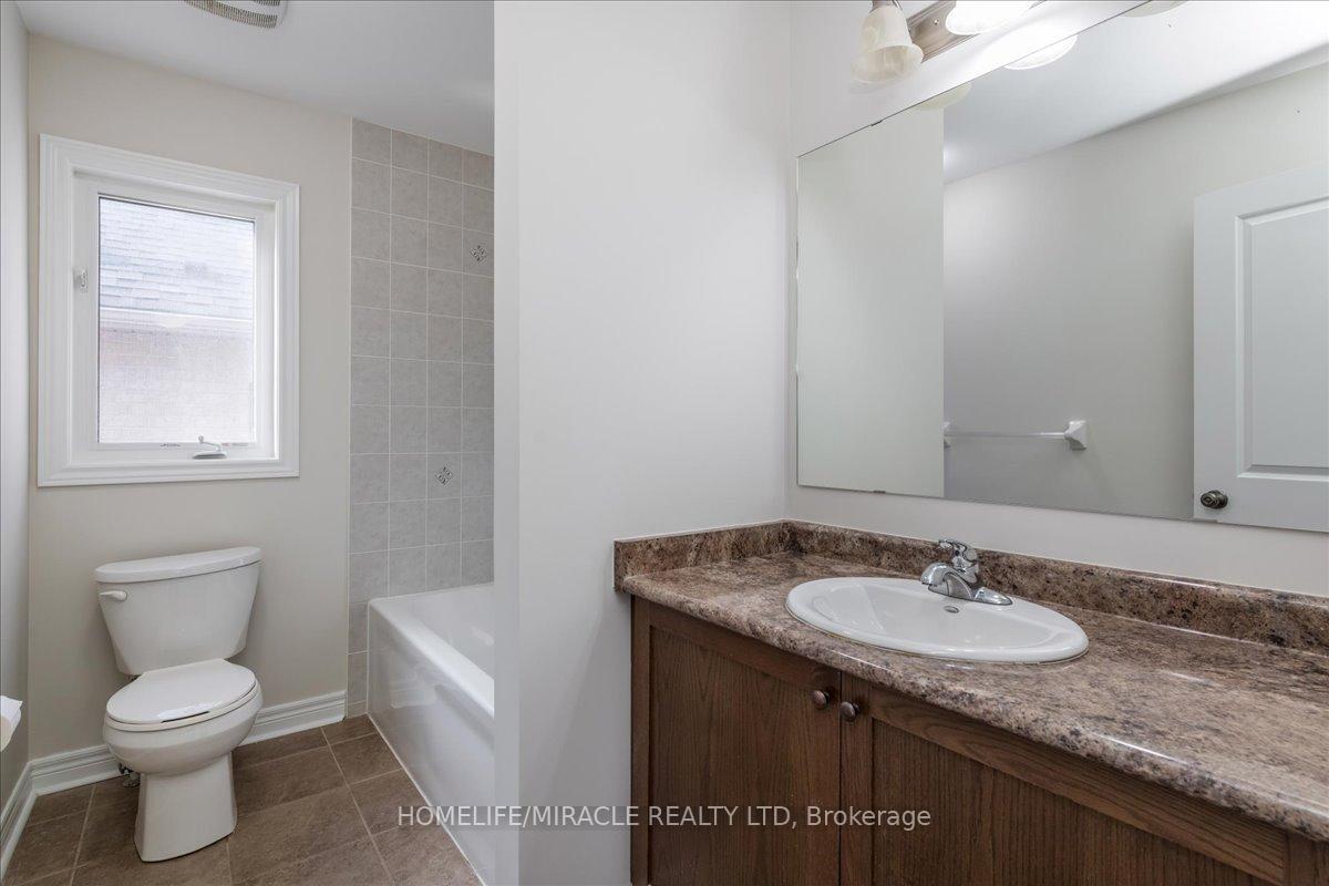 Photo 11 of 45 Atkinson Crescent, New Tecumseth, Alliston — HOMEH
