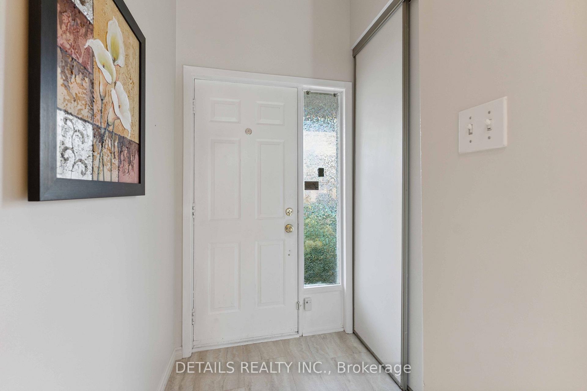 Photo 2 of 1537 Briarfield Crescent, Ottawa, Fallingbrook/Ridgemount — HOMEH