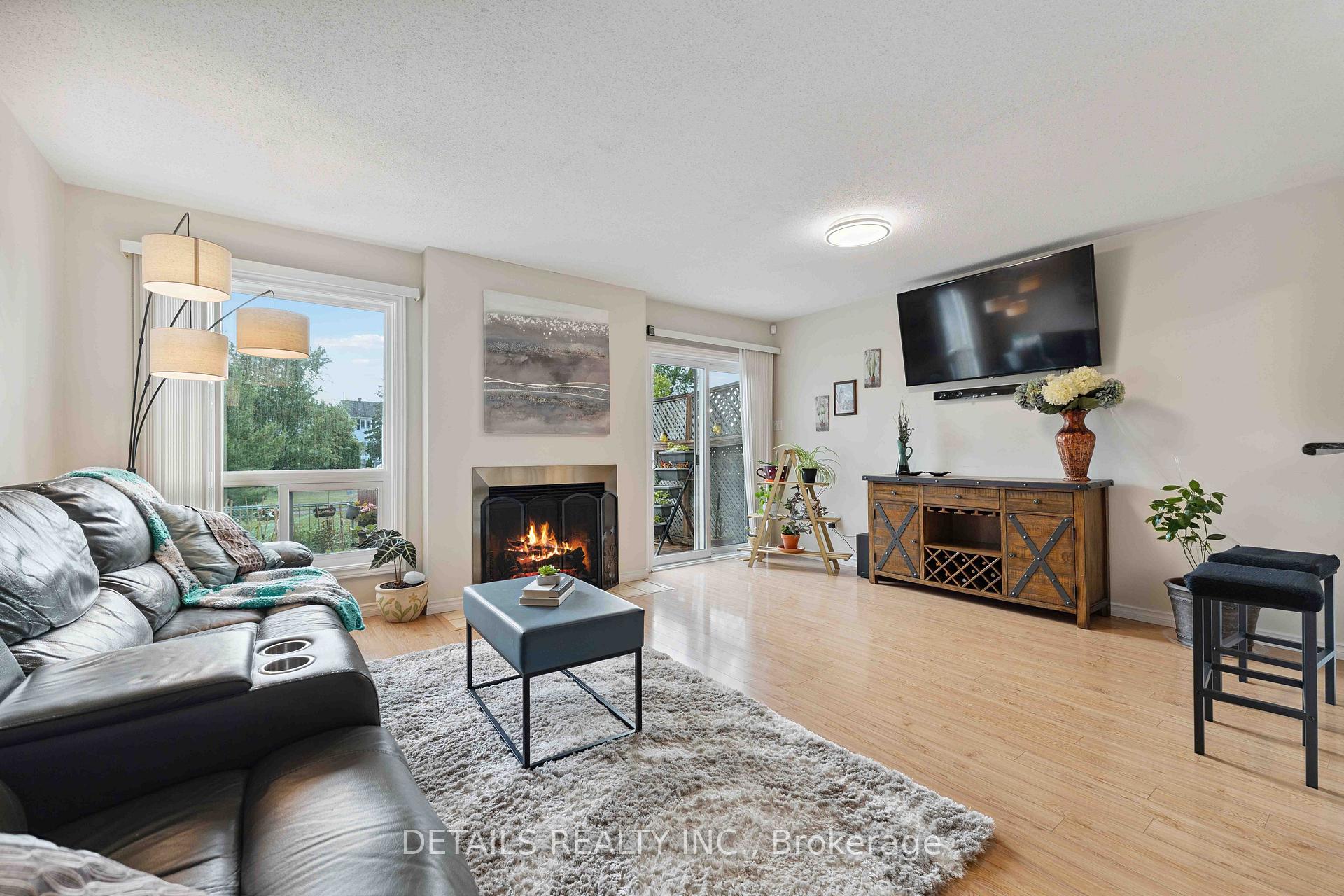 Photo 5 of 1537 Briarfield Crescent, Ottawa, Fallingbrook/Ridgemount — HOMEH