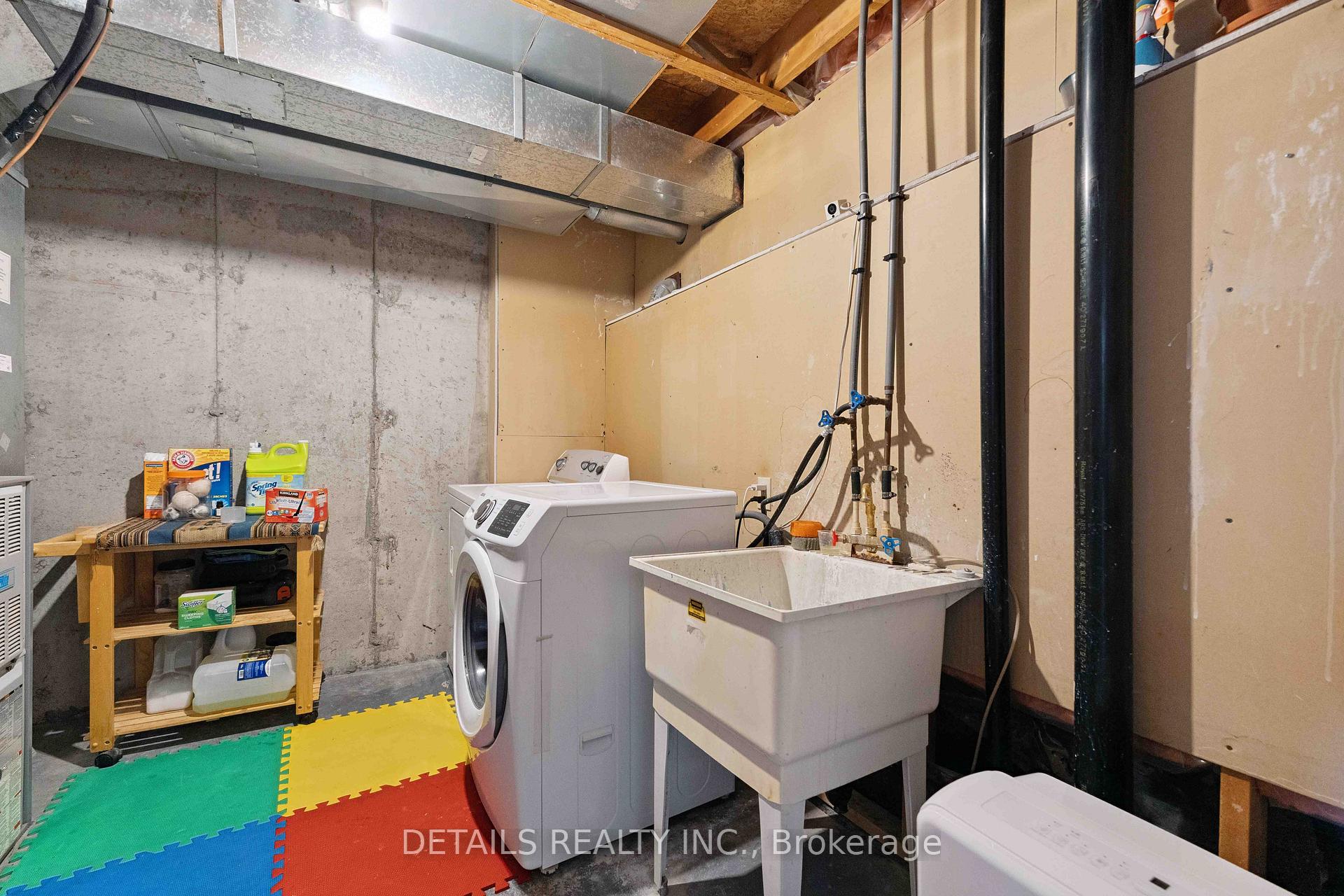 Photo 32 of 1537 Briarfield Crescent, Ottawa, Fallingbrook/Ridgemount — HOMEH