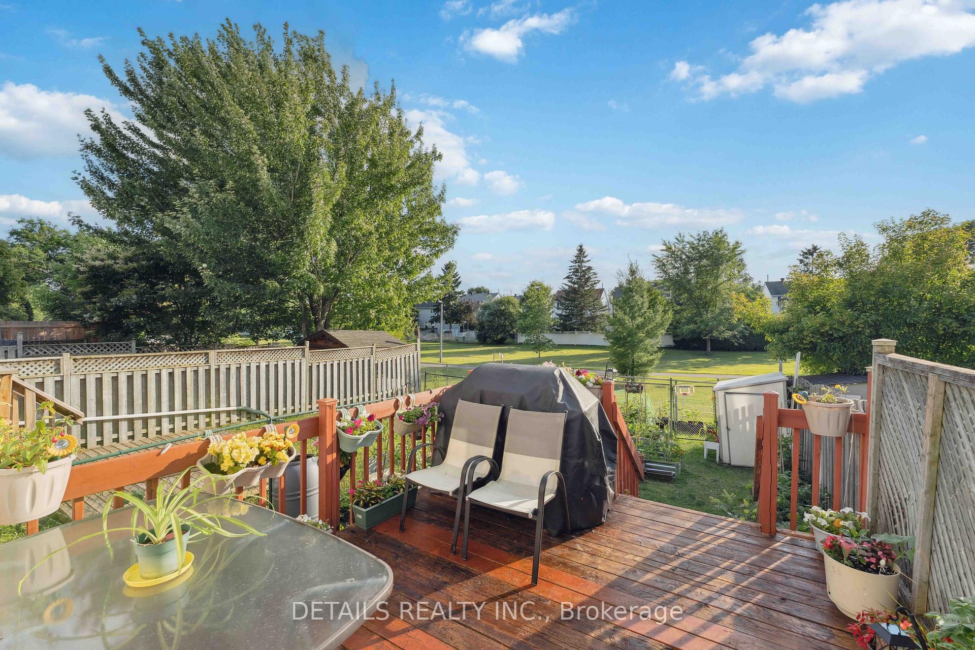 Photo 36 of 1537 Briarfield Crescent, Ottawa, Fallingbrook/Ridgemount — HOMEH