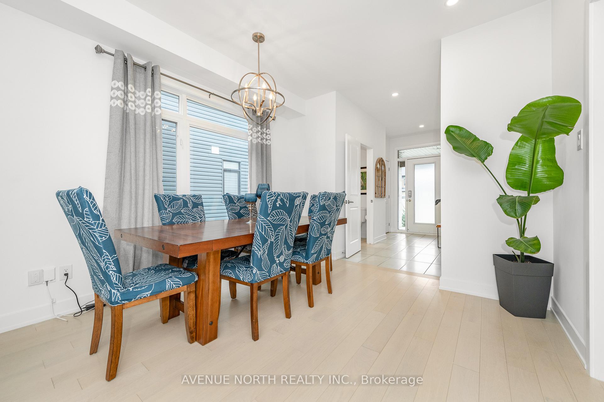 Photo 6 of 319 Joshua Street, Ottawa, Mer Bleue/Bradley Estates/Anderson Park — HOMEH