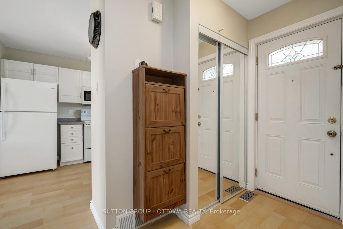 Photo 9 of 1677 Bottriell Way N, Ottawa, Fallingbrook/Pineridge — HOMEH