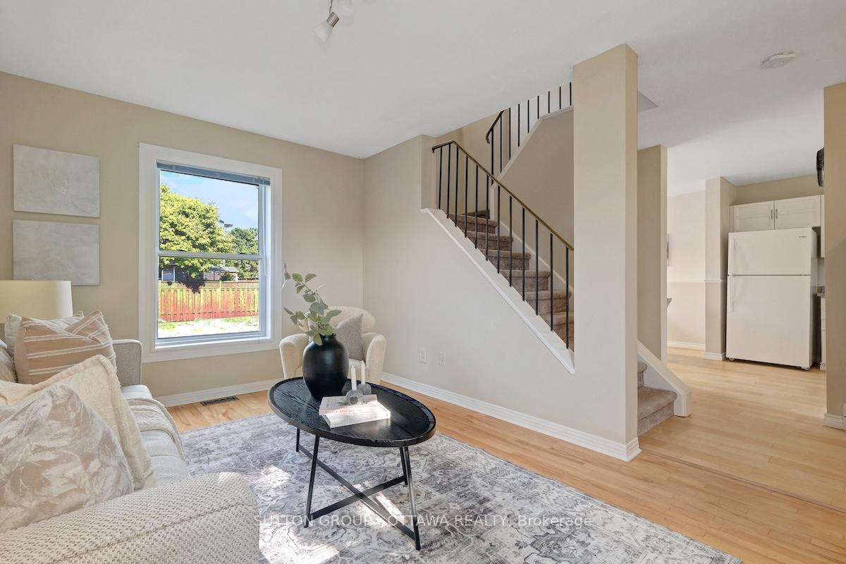 Photo 10 of 1677 Bottriell Way N, Ottawa, Fallingbrook/Pineridge — HOMEH