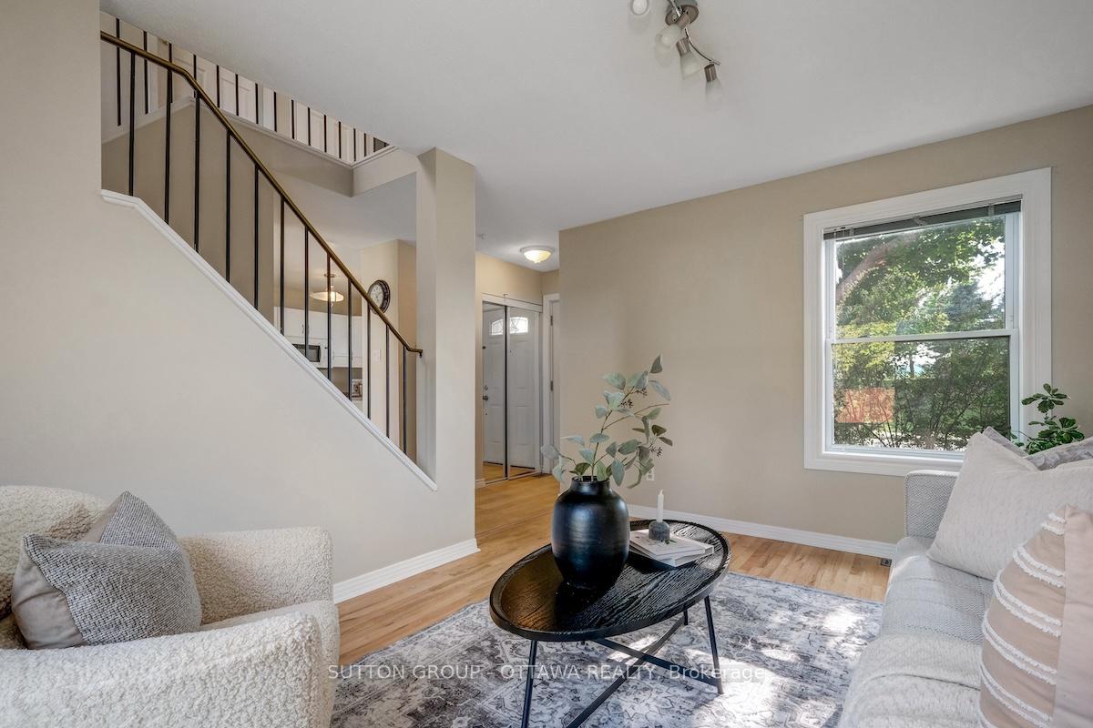 Photo 13 of 1677 Bottriell Way N, Ottawa, Fallingbrook/Pineridge — HOMEH