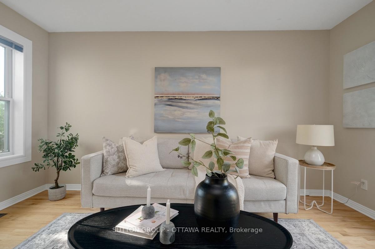 Photo 14 of 1677 Bottriell Way N, Ottawa, Fallingbrook/Pineridge — HOMEH