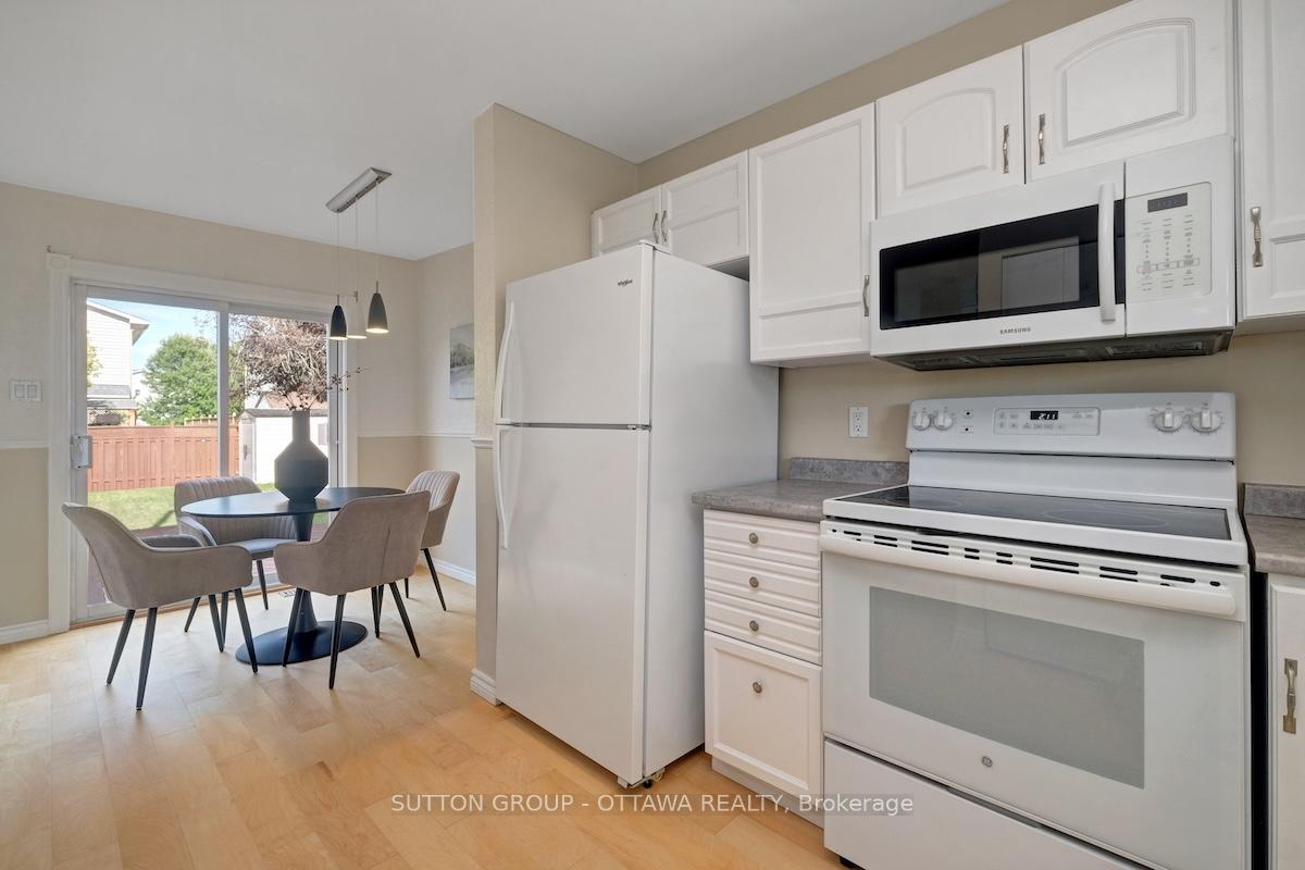 Photo 16 of 1677 Bottriell Way N, Ottawa, Fallingbrook/Pineridge — HOMEH