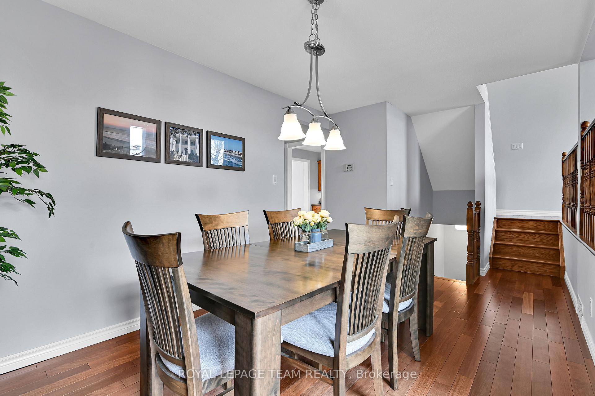 Photo 13 of 1728 Smithers Crescent, Ottawa, Chateauneuf — HOMEH