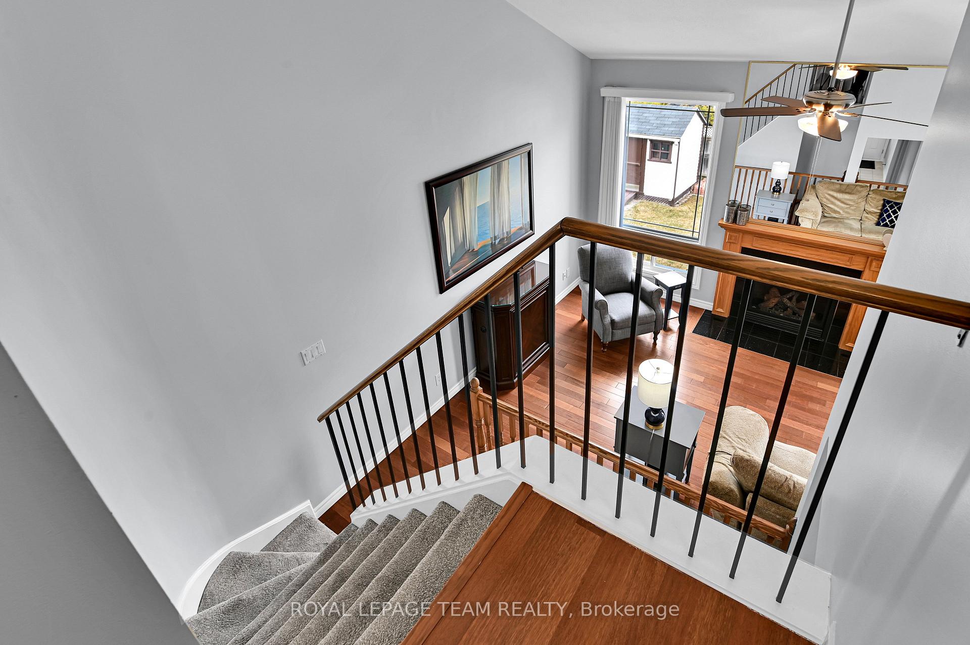 Photo 17 of 1728 Smithers Crescent, Ottawa, Chateauneuf — HOMEH