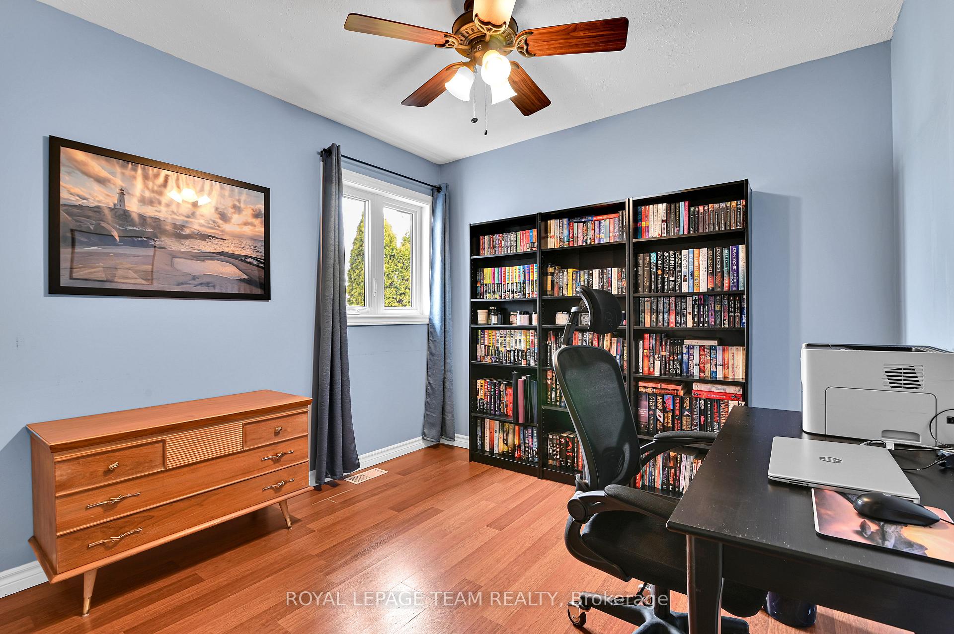 Photo 19 of 1728 Smithers Crescent, Ottawa, Chateauneuf — HOMEH