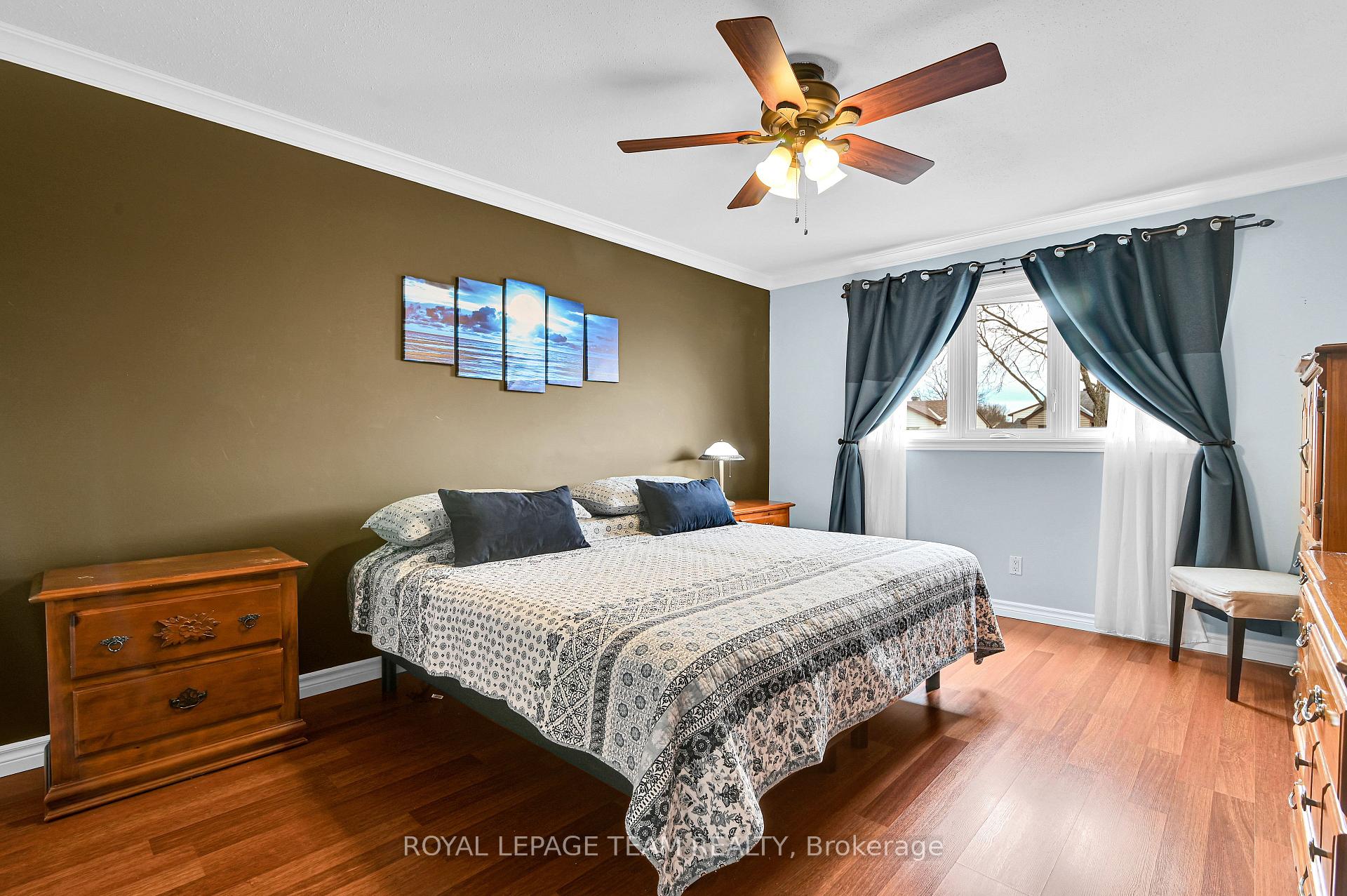Photo 21 of 1728 Smithers Crescent, Ottawa, Chateauneuf — HOMEH