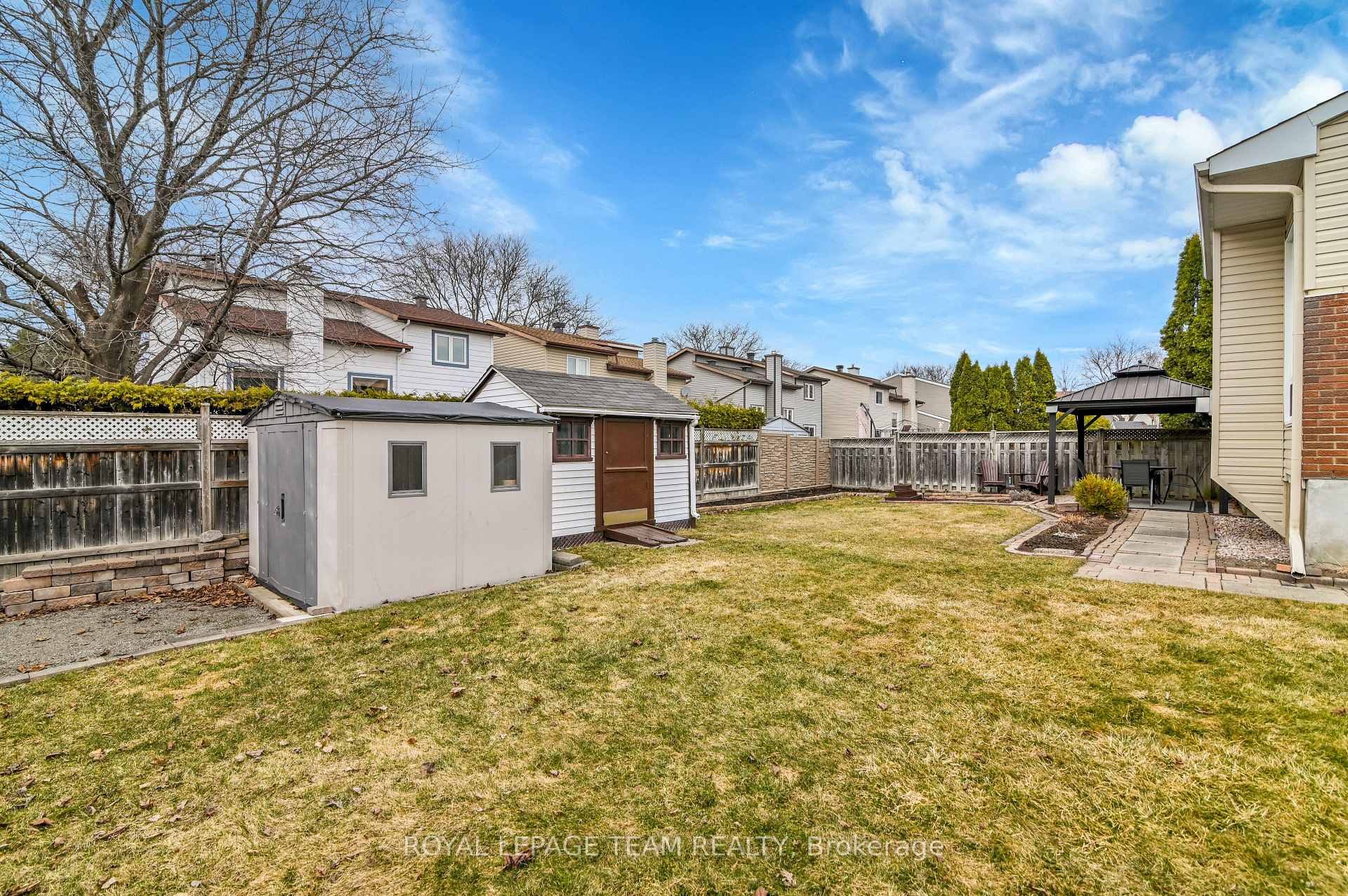 Photo 32 of 1728 Smithers Crescent, Ottawa, Chateauneuf — HOMEH