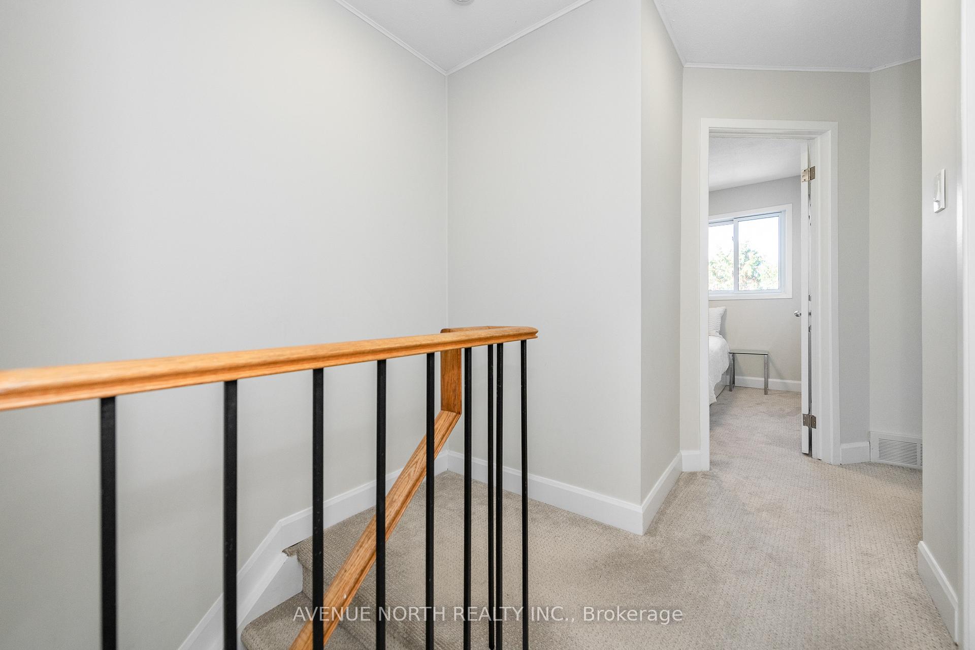 Photo 20 of 273 Cote-Royale Crescent, Ottawa, Bilberry Creek/Queenswood Heights — HOMEH