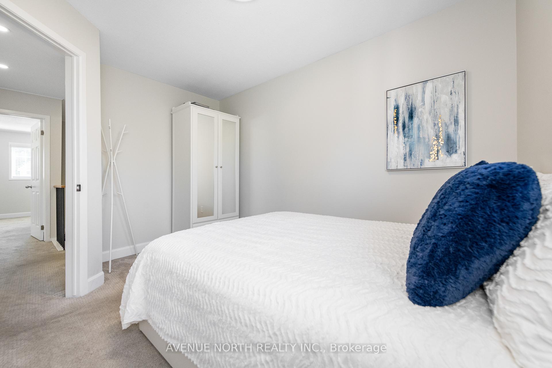 Photo 24 of 273 Cote-Royale Crescent, Ottawa, Bilberry Creek/Queenswood Heights — HOMEH