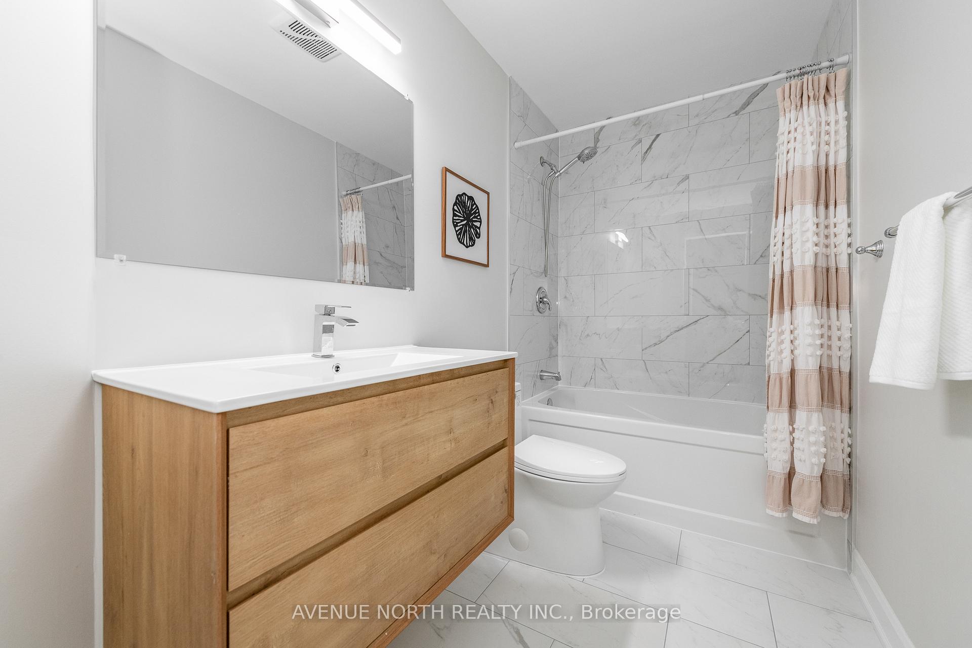 Photo 28 of 273 Cote-Royale Crescent, Ottawa, Bilberry Creek/Queenswood Heights — HOMEH