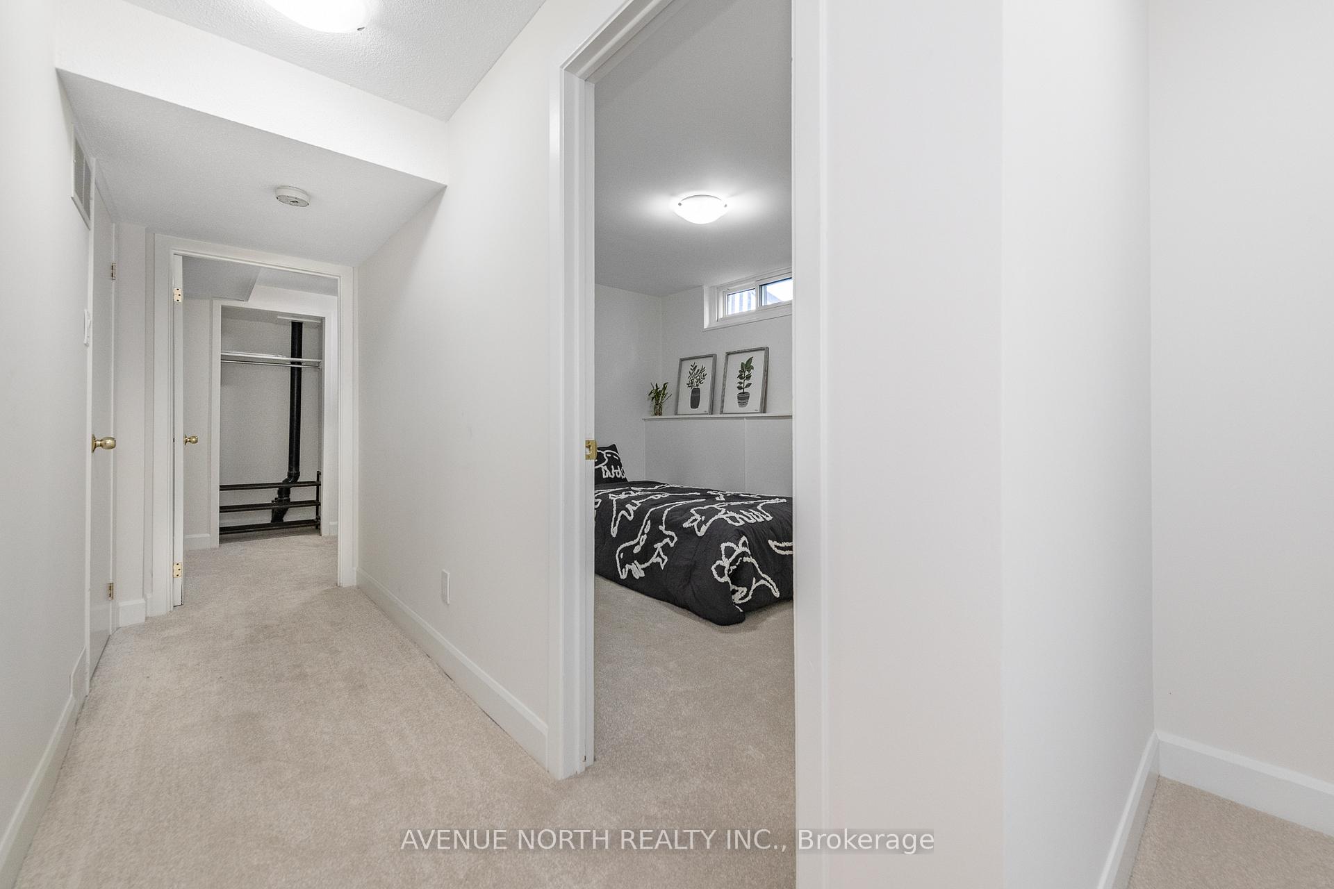 Photo 38 of 273 Cote-Royale Crescent, Ottawa, Bilberry Creek/Queenswood Heights — HOMEH