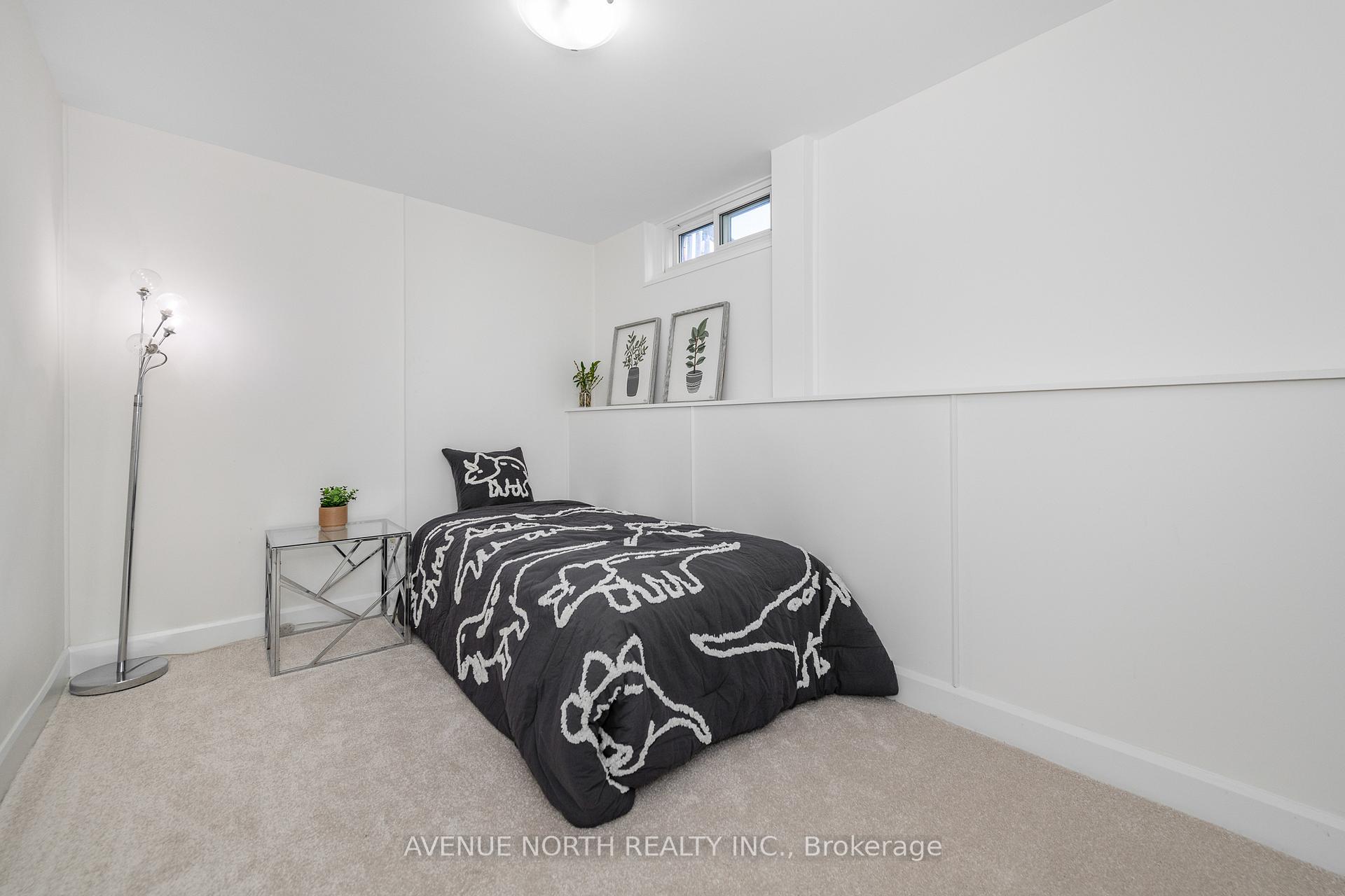 Photo 39 of 273 Cote-Royale Crescent, Ottawa, Bilberry Creek/Queenswood Heights — HOMEH