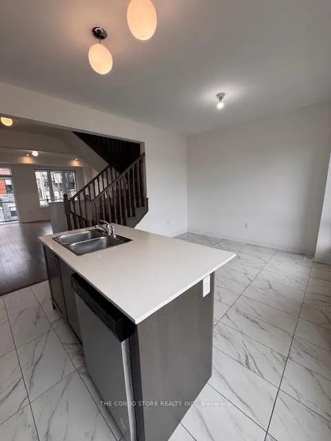 Photo 7 of 19 Haydock Way, Whitby, Port Whitby — HOMEH